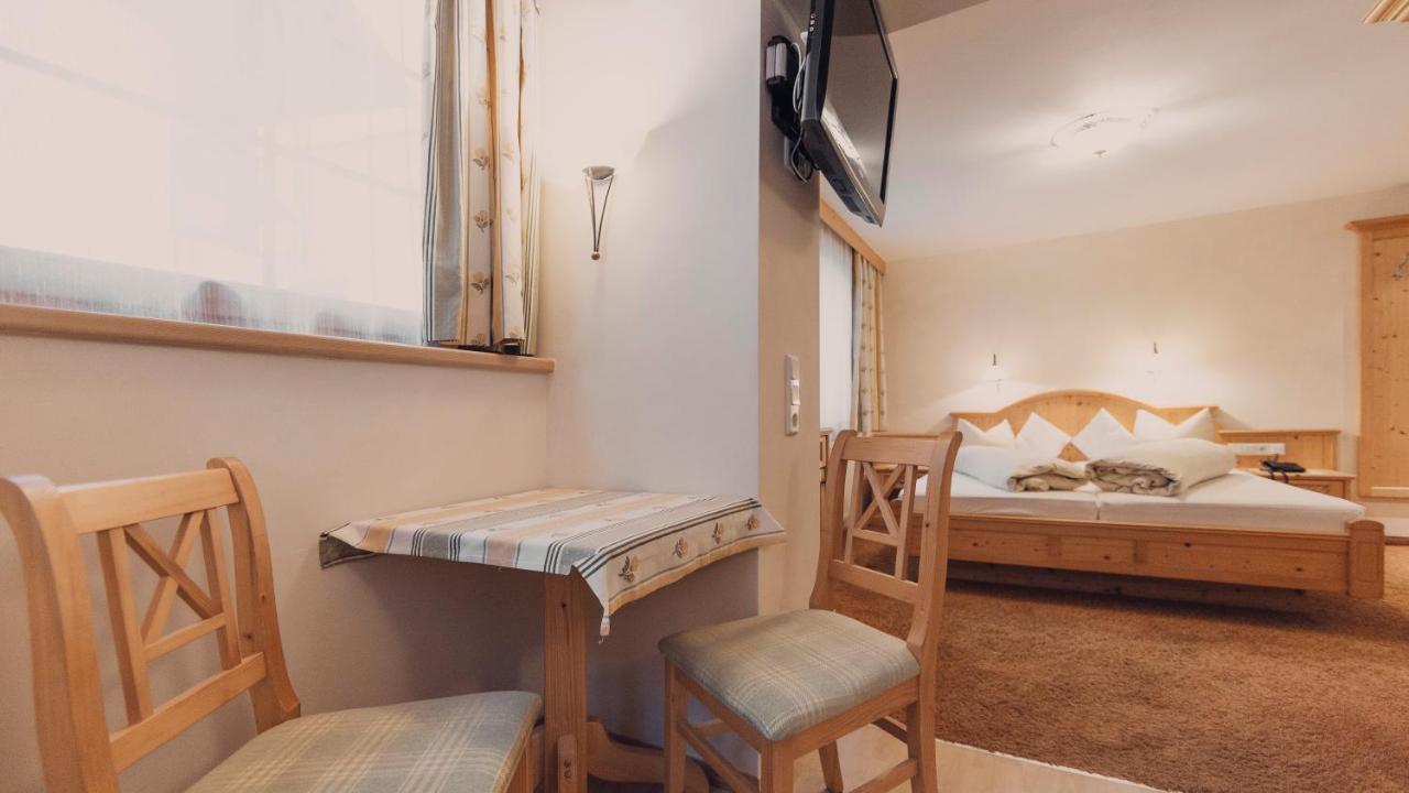 Tanzer Hotel 3*